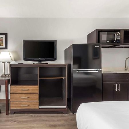 Quality Inn Gainesville Buitenkant foto