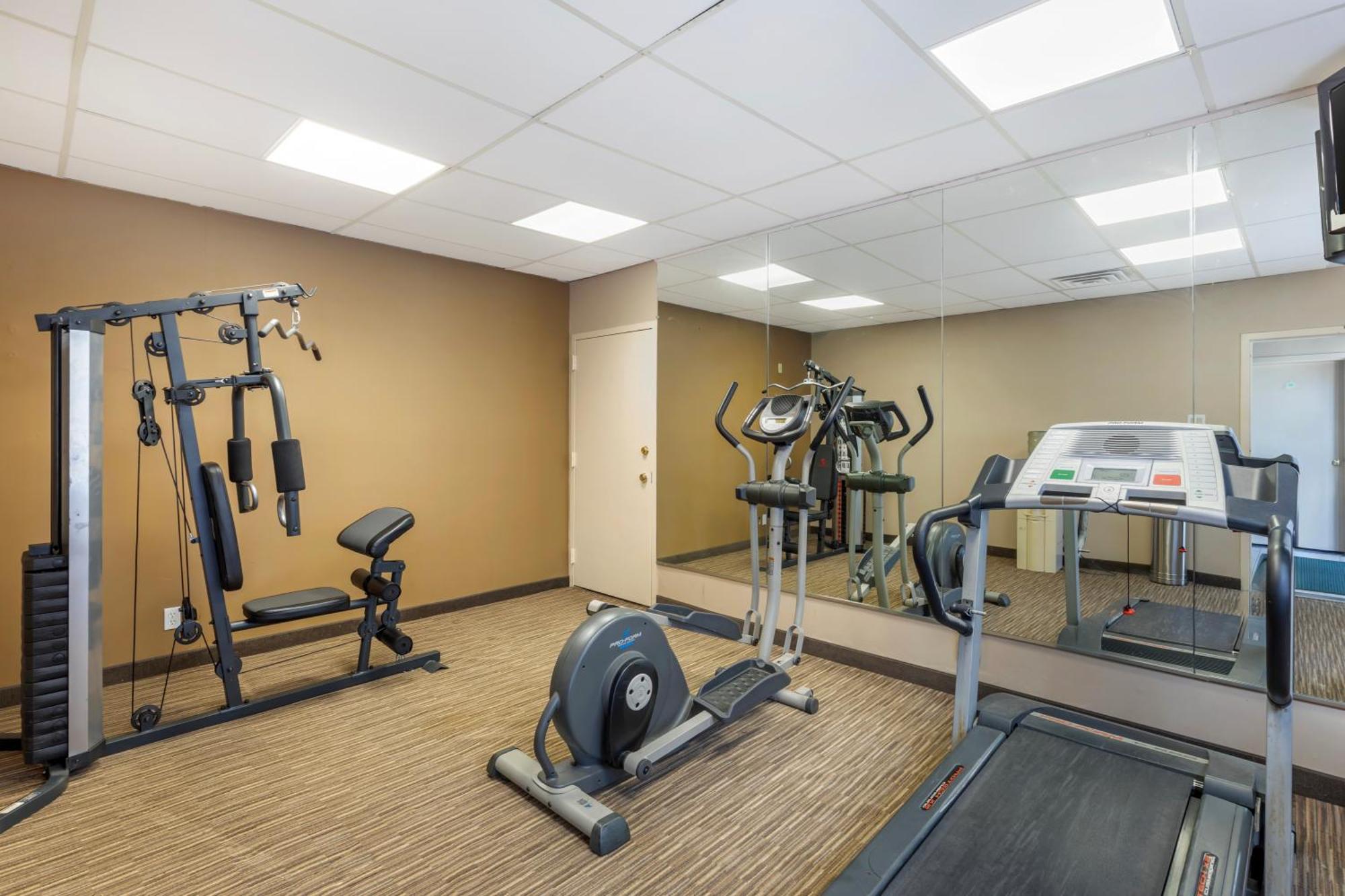 Quality Inn Gainesville Buitenkant foto
