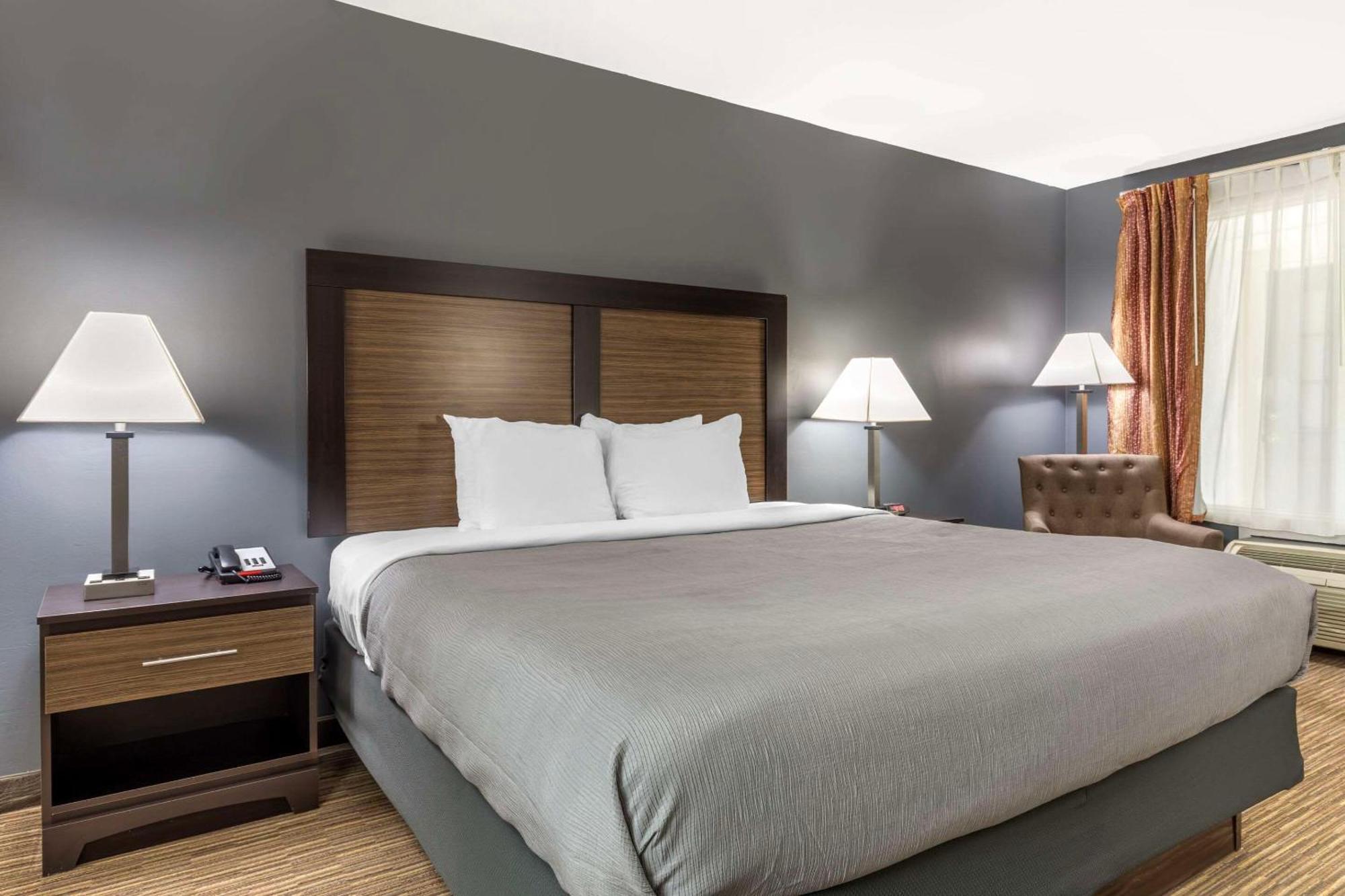 Quality Inn Gainesville Buitenkant foto